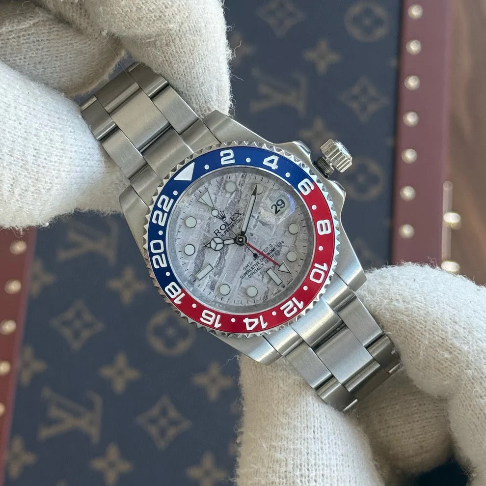 GMT-Master II "Superman" Oystersteel - Meteorite Dial Blue & Red Bezel Oyster