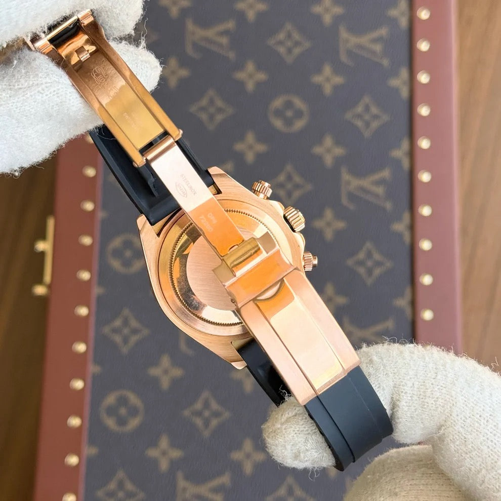 Daytona Everose Gold – White Dial Oysterflex