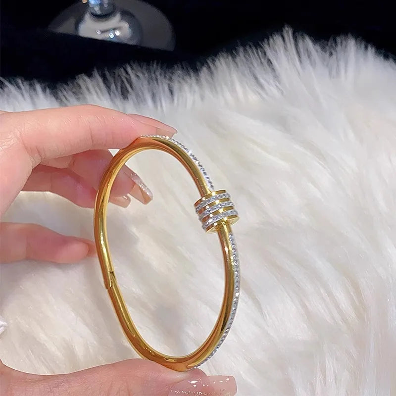 GlamAura 8-Piece Rhinestone Bracelet Set